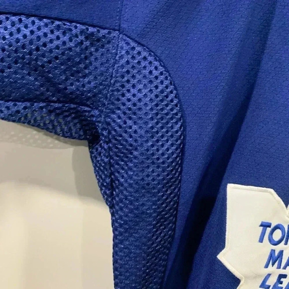 Vintage Toronto Maple Leafs CCM NHL Hockey Jersey - Picture 4 of 10